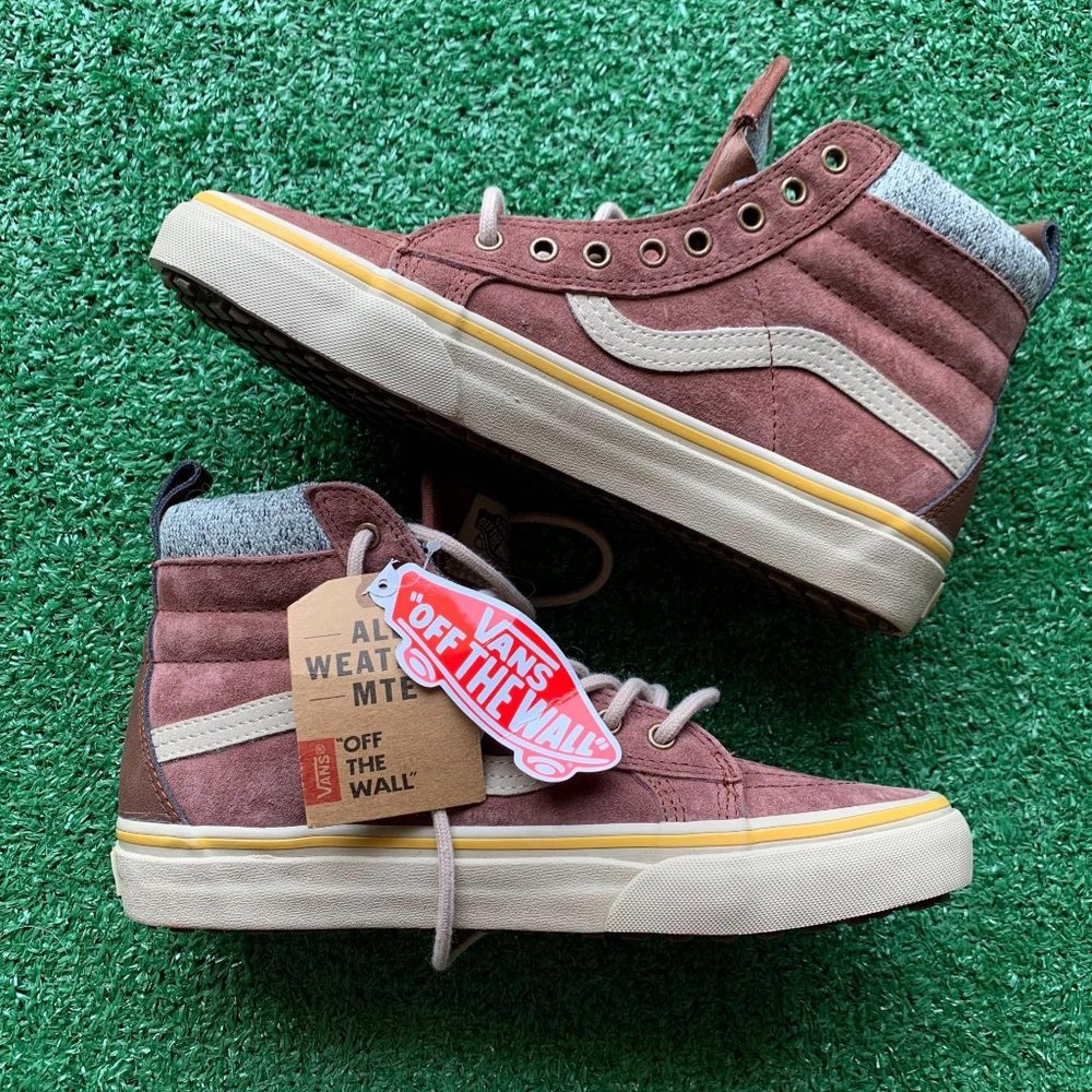 unisex Vans All Weather Mite HI Ultra Cush Shoes